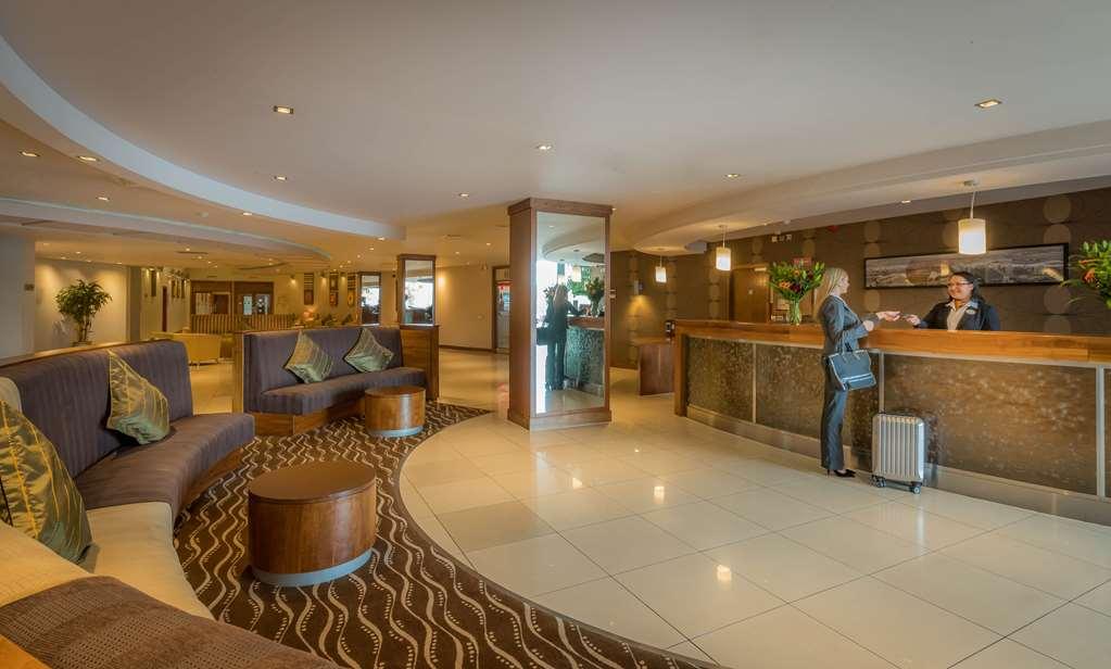 Maldron Hotel Tallaght Dalaman gambar